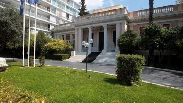 Σύσκεψη για την οπαδική βία συγκαλεί ο πρωθυπουργός - Συνάντηση με Τσέφεριν της ΟΥΕΦΑ και τους «4» μεγάλους
