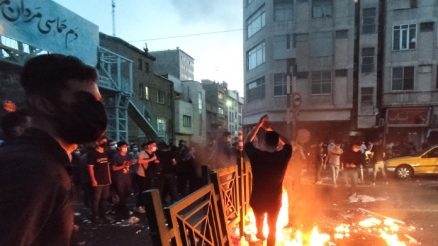Ιράν: &quot;Καμία επιείκεια&quot; απέναντι στους διαδηλωτές, προειδοποιούν οι Αρχές, συνεχίζονται οι κινητοποιήσεις
