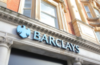 Barclays: Η «υπερέκδοση τίτλων» στις ΗΠΑ, έφερε μείωση κερδών