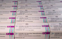 Ισπανία: Δύο περιφέρειες διέκοψαν τη χορήγηση του εμβολίου AstraZeneca