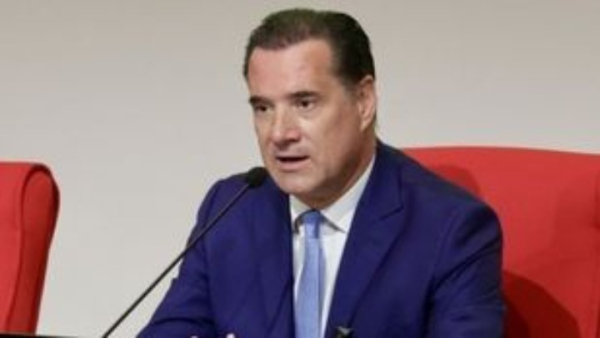 Ο Αδωνις Γεωργιάδης καταθέτει μήνυση στον Μάριο Σαλμά: «Δεν σηκώνω μύγα στο σπαθί μου»