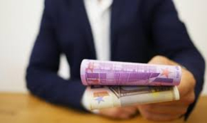 «Κόκκινα δάνεια»: Στα 18 δισ. ευρώ τον περασμένο Ιούνιο
