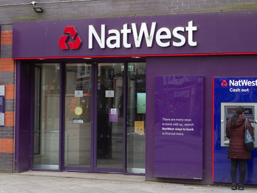 NatWest: Εξαγοράζει την Evelyn Partners έναντι 2,7 δισεκατομμυρίων λιρών