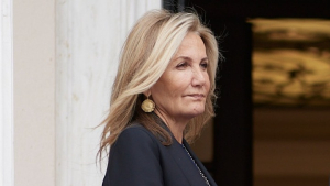 Εξώδικο Μαρέβας Γκραμπόφσκι στην Ακρίτα: Προσβλητικά και ανήθικα τα σχόλια