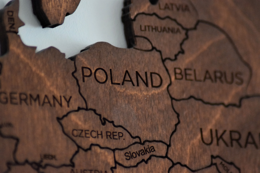 Πολωνία: Προς υποχρεωτικό εμβολιασμό για ορισμένους εργαζομένους