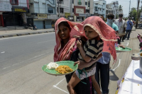 Η πανδημία ώθησε 75-80 εκατομμύρια ανθρώπους στην ακραία φτώχεια