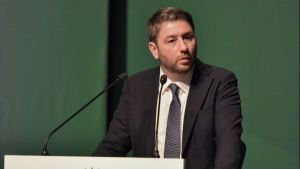 Ανδρουλάκης στη ΔΕΘ: Ανίκανο το "επιτελικό" κράτος Μητσοτάκη να εγγυηθεί την ασφάλεια