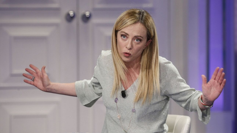 Μελόνι κατά Γαλλίας: Με εξέπληξε η επιθετική αντίδρασή της