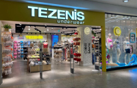 Συνεργασία Tezenis και Mattel με φόντο μια Barbie