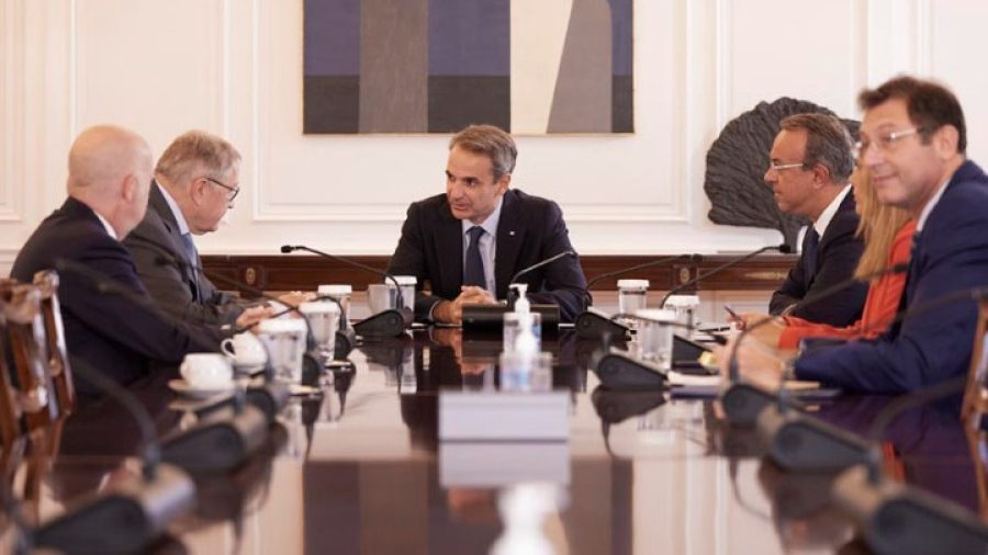 Συνάντηση Μητσοτάκη - Ρέγκλινγκ: Στο επίκεντρο οι επιδόσεις της ελληνικής οικονομίας και οι θετικές προοπτικές