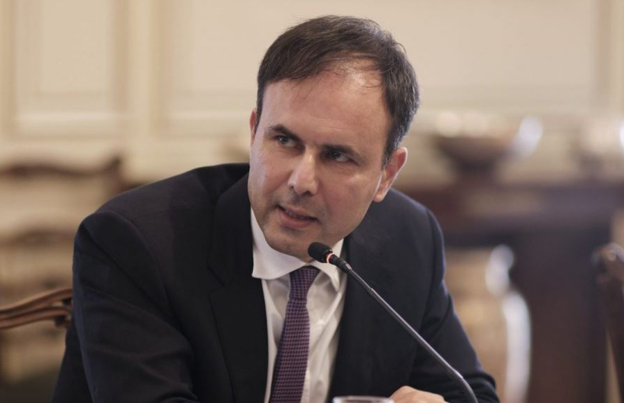 Ο Πατέλης συνεχίζει να «εκτελεί χρέη» υπουργού Οικονομικών