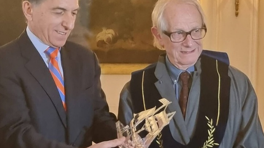 Κεν Λόουτς: Τα Γλυπτά του Παρθενώνα είναι κλεμμένα και πρέπει να επιστρέψουν