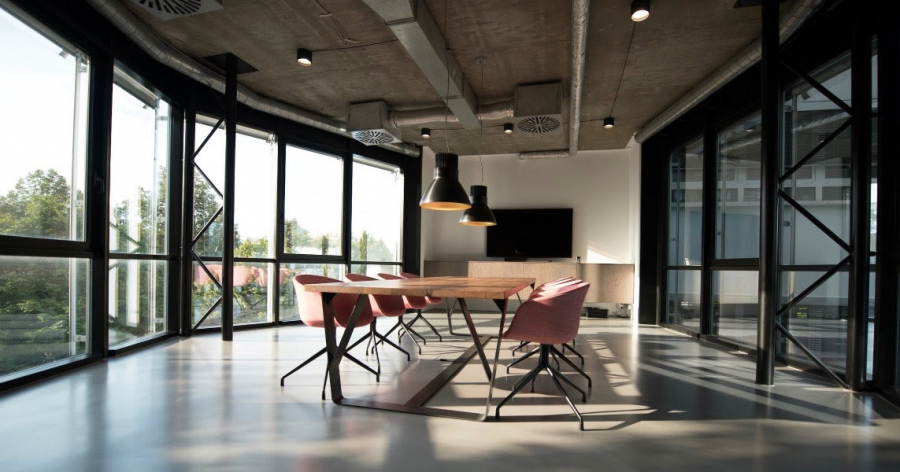 ΤτΕ: Νέα άνοδος τιμών και μισθωμάτων σε καταστήματα και γραφεία το α΄ εξάμηνο 2021