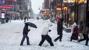Χιονοθύελλα στις ΗΠΑ αποδιοργανώνει τις μεταφορές - Πολικές θερμοκρασίες ακόμα και στη Φλόριντα