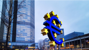 Η ΕΚΤ θα διατηρήσει τα υψηλά επιτόκια, παρά τους οικονομικούς κινδύνους (Bloomberg)