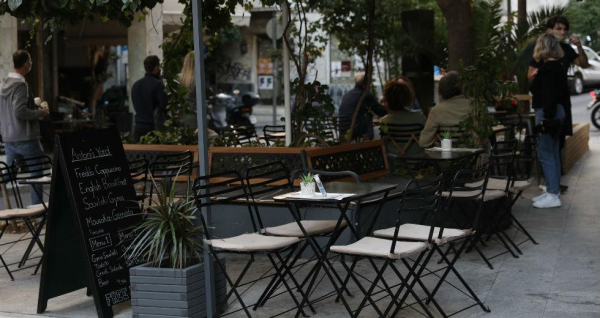 Έρευνα ΓΣΕΒΕΕ: Δεν τα «βγάζουν πέρα» οι μικροί της εστίασης - Χρέη και προβλήματα ρευστότητας