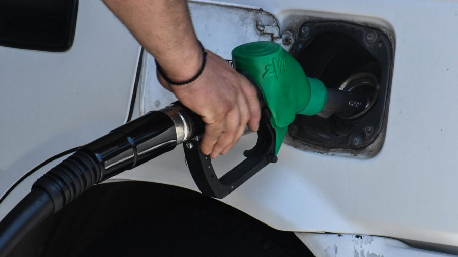 Πρόστιμα 20.000 ευρώ σε 4 πρατήρια για αθέμιτη κερδοφορία