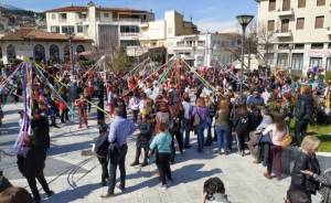 Οι δημοφιλείς προορισμοί του τριημέρου της Καθαράς Δευτέρας – Οι εκδηλώσεις για τις Απόκριες πόλος έλξης για τους τουρίστες