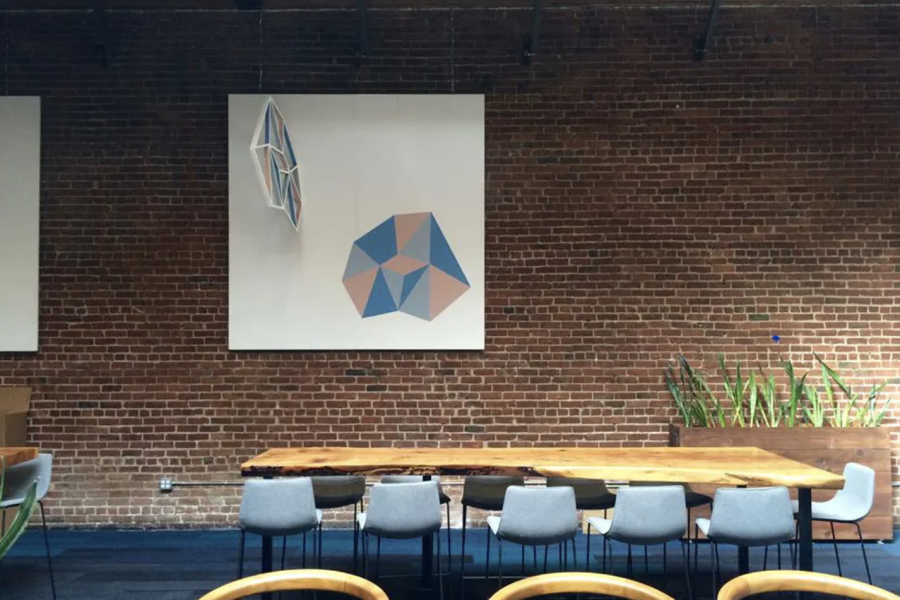 Άποψη γραφείου από το brand The Signature στο εξωτερικό