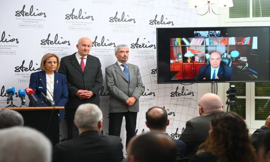 Δικοινοτικά βραβεία επιχειρηματικής συνεργασίας Stelios Bi-Communal Awards