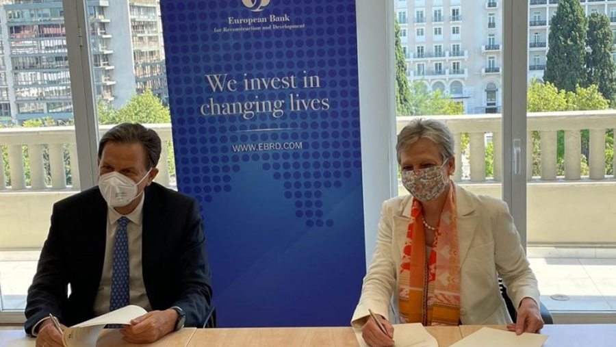Υπεγράφη προσύμφωνο συνεργασίας Σκυλακάκη-EBRD για το Ταμείο Ανάκαμψης