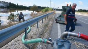 Χωρίς πόσιμο νερό ο Βόλος για 11η ημέρα - Ανησυχία για τη λίμνη Κάρλα, μήνυμα 112