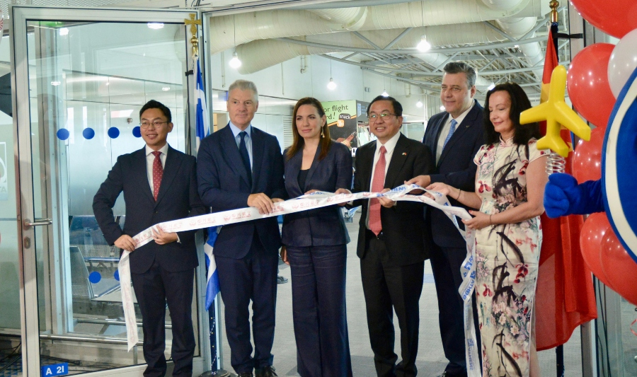 Παρουσία της O. Κεφαλογιάννη εγκαινιάστηκε η έναρξη πτήσεων της Sichuan Airlines προς Αθήνα