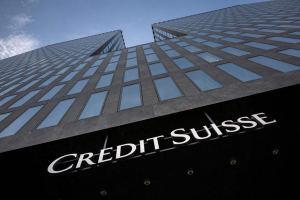Moody's: Τα κέρδη στην Credit Suisse θα επιστρέψουν από το 2025 και μετά