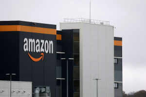 Amazon: Εκτός λειτουργίας τα κέντρα cloud σε Ηνωμένα Αραβικά Εμιράτα και Μπαχρέιν, έξι μήνες μετά από πλήγματα drones