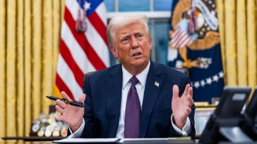 Ο Τραμπ απαγόρευσε την είσοδο στις ΗΠΑ σε υπηκόους 12 χωρών - η «μαύρη λίστα»