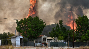 Λουτράκι:  Περισσότερα από 40 σπίτια και πάνω από 15.000 στρέμματα έχουν καεί
