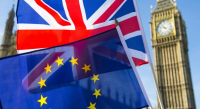 Βρετανία: Ζητά νέα συμφωνία για το μετά το Brexit εμπόριο για τη Βόρεια Ιρλανδία