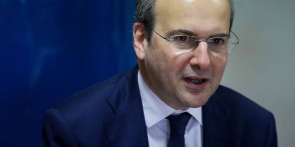 Χατζηδάκης: Στο πειθαρχικό υπαλλήλοι του ΕΦΚΑ που ταλαιπωρούν τον κόσμο