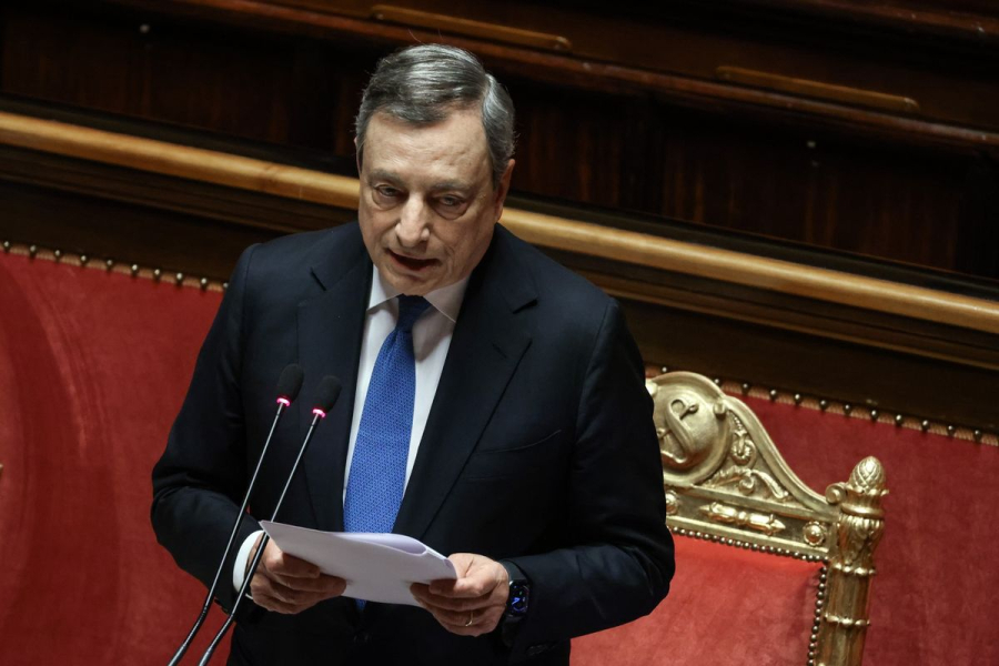 Ιταλία: Με εξαγγελίες για στήριξη των επιχειρήσεων το αντίο του Ντράγκι στην πρωθυπουργία
