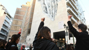 Απορρίπτουν την ΚΥΑ οι καλλιτέχνες: «Δεν ικανοποιεί ούτε στο ελάχιστο το αίτημα του αγώνα μας»