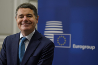 Ντόναχιου (Eurogroup): Η ευρωζώνη είναι πολύ ανθεκτική, πιθανό να γλιτώσουμε την ύφεση