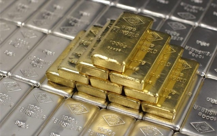 Σε ιστορικά υψηλά ο χρυσός και το ασήμι μετά τις απειλές Τραμπ για νέους δασμούς