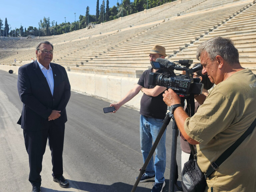 Ο πρόεδρος της ΕΟΕ Ισίδωρος Κούβελος σε δηλώσεις του στο AP