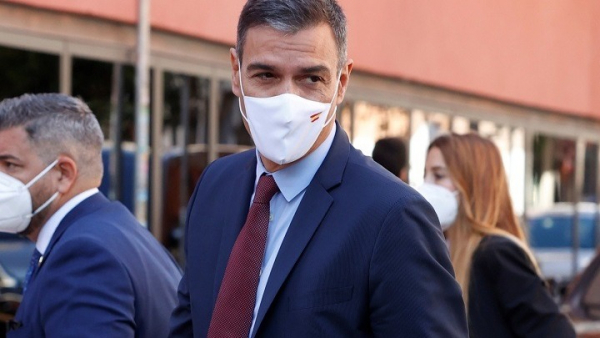 Σάντσεθ: Πλαφόν στην τιμή του φυσικού αερίου και περικοπή του φόρου ηλεκτρικού ρεύματος