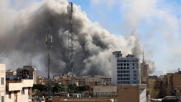 Μαζικοί βομβαρδισμοί των ΗΠΑ και του Ισραήλ στο Ιράν - Ο πόλεμος εξαπλώνεται στον Λίβανο