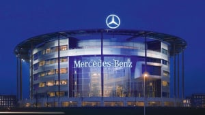 Mercedes: Πτώση 6% στις πωλήσεις του πρώτου τριμήνου - Μεγάλη βουτιά 27% στην Κίνα