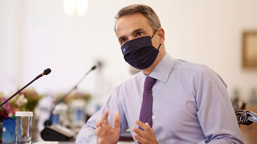 Μητσοτάκης: Θα εξαντλήσουμε την τετραετία, όποιος δεν το πιστεύει να τον απαλλάξω