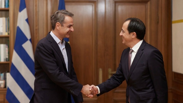 Στη Λευκωσία ο Μητσοτάκης - Το Κυπριακό στο επίκεντρο της συνάντησης με τον Πρόεδρο Ν. Χριστοδουλίδη
