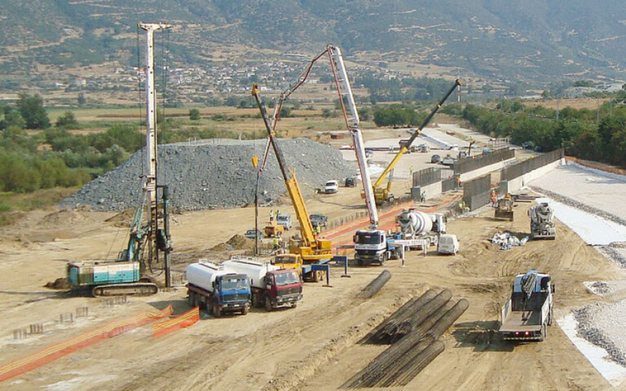 Δημόσια έργα: Πίεση εργοληπτών για οριστική λύση στην αναθεώρηση τιμών - Επιστολή σε αρμοδια υπουργεία