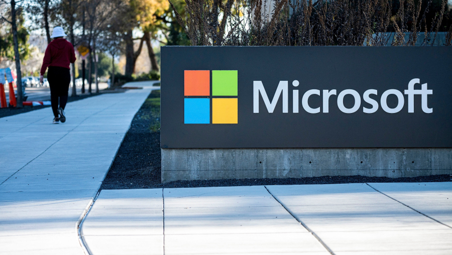 ΗΠΑ: Η Microsoft σκοπεύει να απολύσει περίπου 9.000 εργαζόμενους