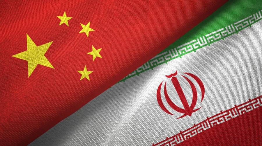 Το Ιράν θέλει να διευρύνει τη συνεργασία με το Πεκίνο για να αντικρούσει «τη μονομέρεια» στον κόσμο