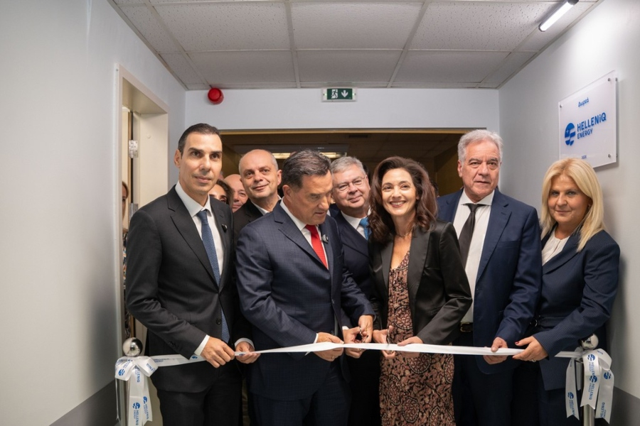 HELLENiQ ENERGY: Προσφορά υπερσύγχρονου αγγειογράφου στο Πανεπιστημιακό Νοσοκομείο Λάρισας
