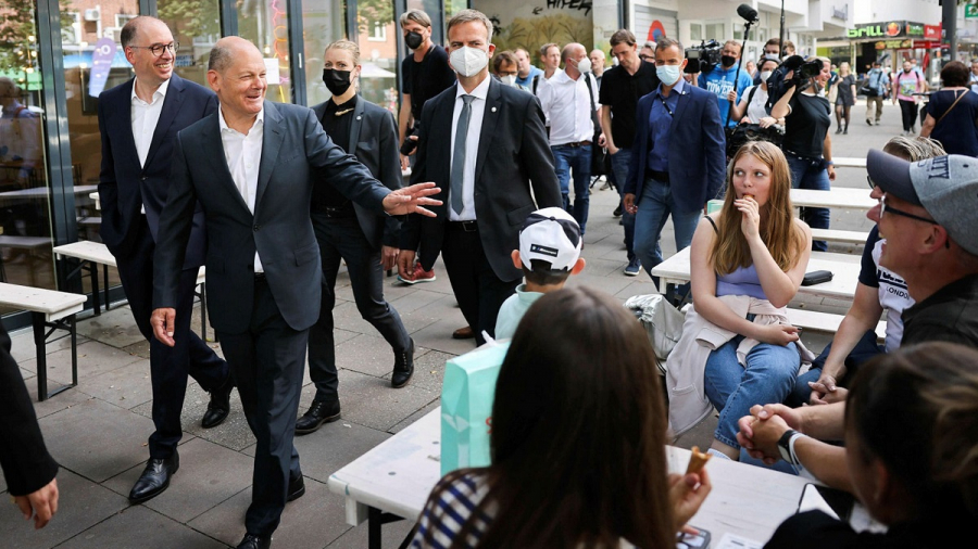 Γερμανία: Πιο κοντά στην εκλογική νίκη ο Όλαφ Σολτς