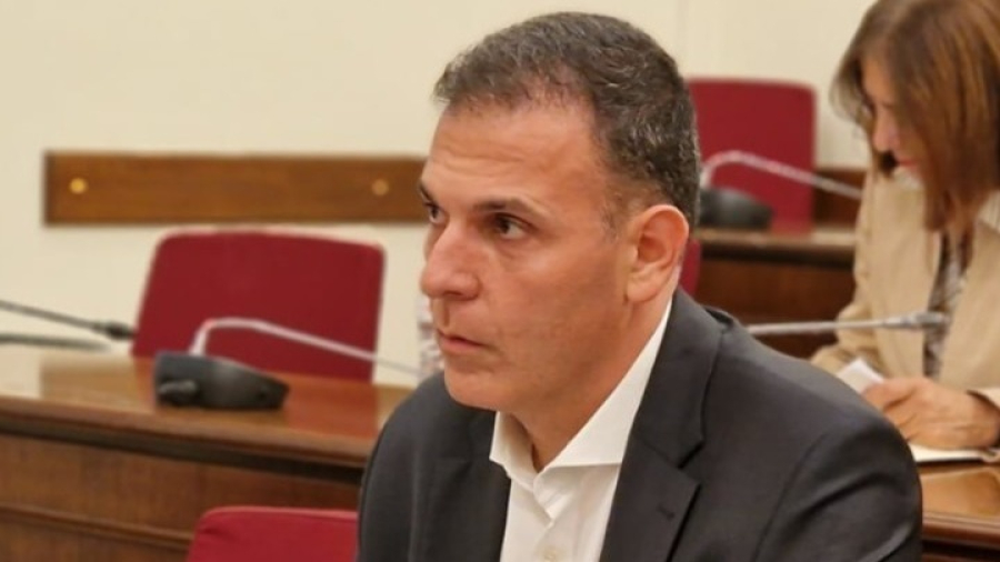 Γιώργος Καραμέρος: Παραιτείται από βουλευτής του ΣΥΡΙΖΑ - Πρώτος επιλαχών ο Χρ. Σπίρτζης
