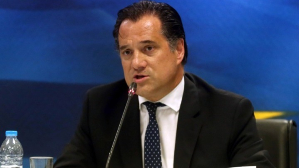 Γεωργιάδης: Ανοικτό το ενδεχόμενο να δοθεί και τρίτο Fuel Pass